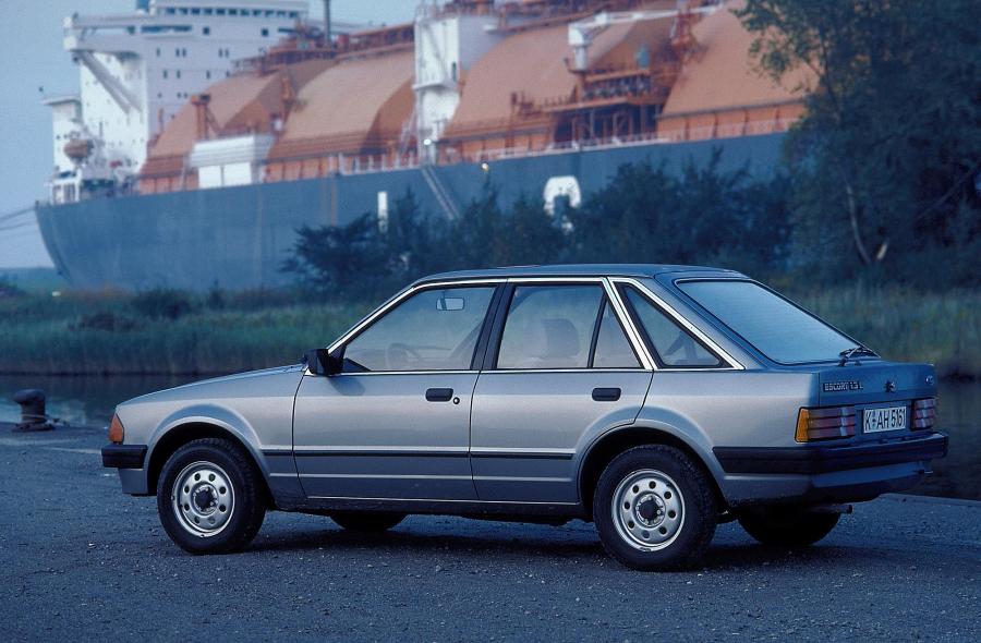  Ford Escort 1980 года  (фото 2 из 3)